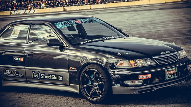 鍵比賽中展 鍵比賽中展