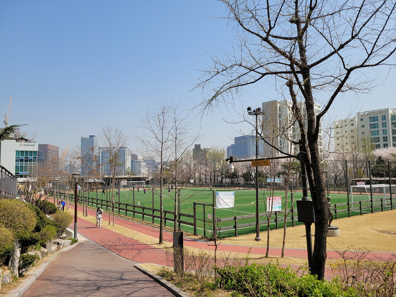 下的发挥波 下的发挥波